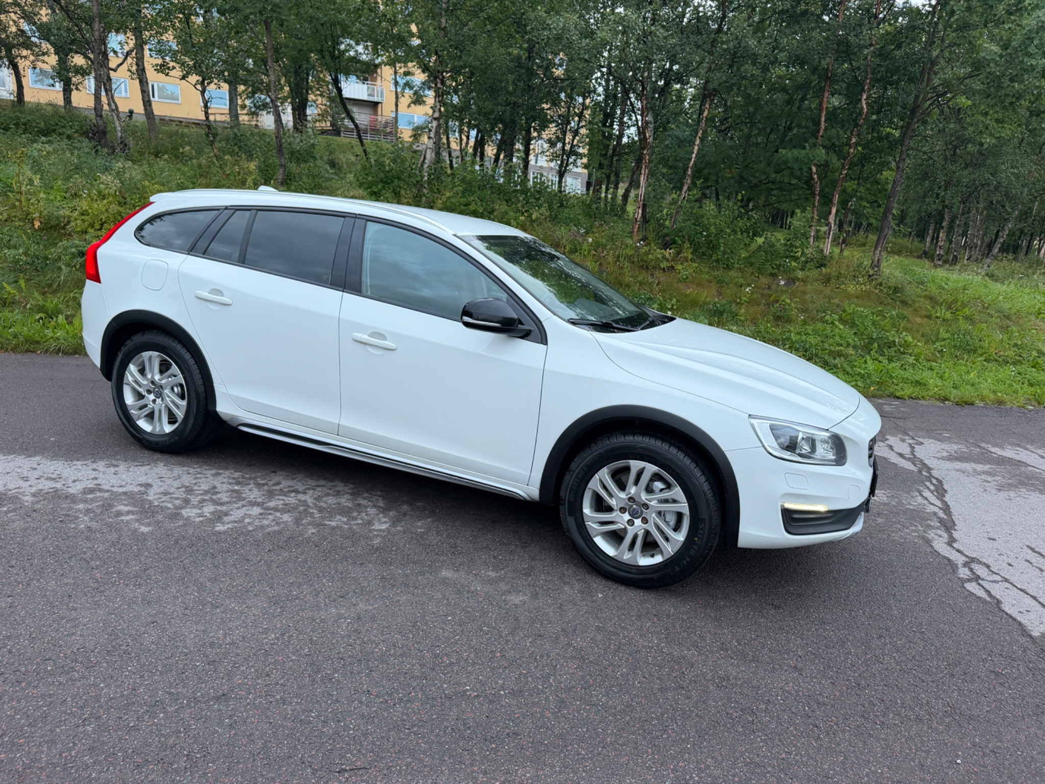 Volvo V60 Cross Country 2018, bild 4/10