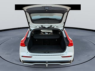 Volvo V60 T8 AWD 456hk Polestar Engineered Brembo Öhlins MOMS/VAT 2024, bild 23 av 38
