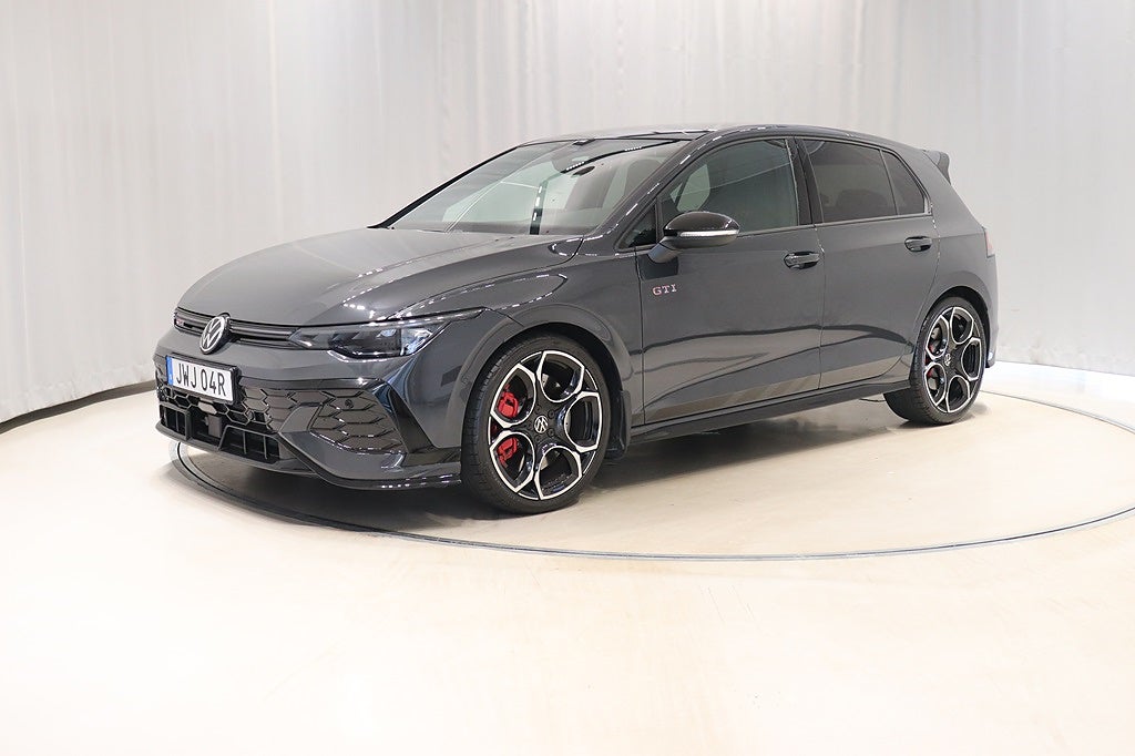 Volkswagen Golf GTI Clubsport 2.0 TSI 300hk Aut Pano DCC Kamera 2025