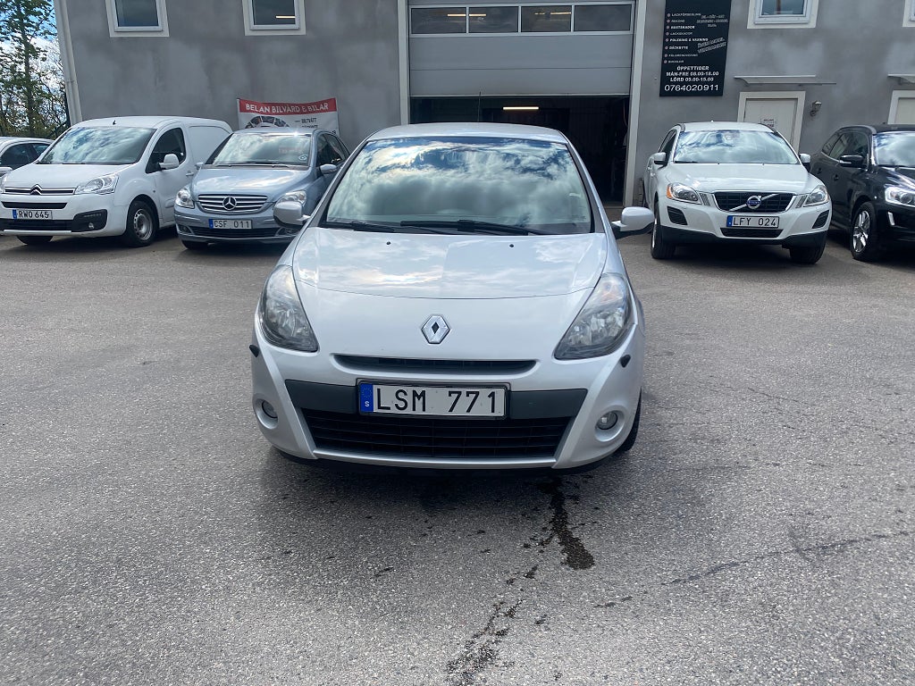 Renault Clio 5-dörrars Halvkombi 1.2 Euro 5