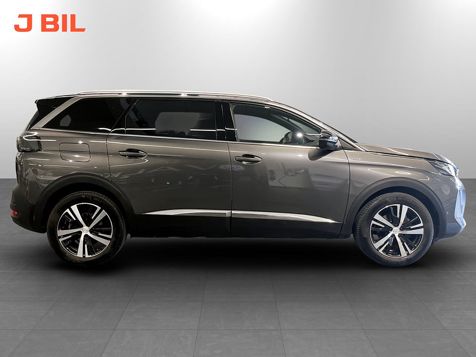 Bild på Peugeot 5008 GT 1.2 PT 130hk Aut B-KAMERA NAVI DRAG