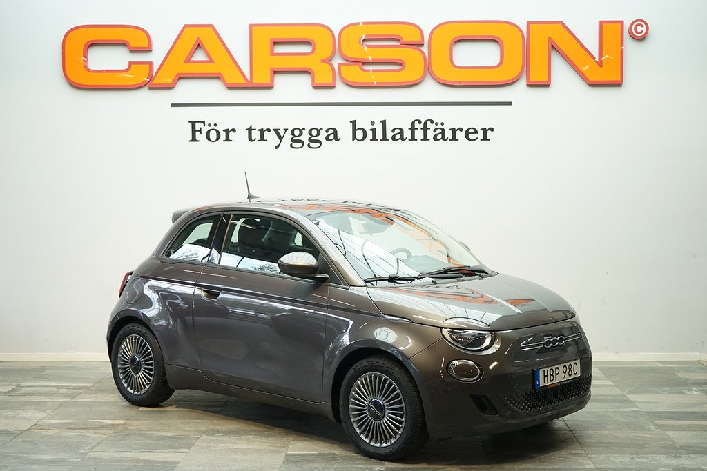 Fiat 500E 6,95% 42 kWh Bluetooth Navigering Apple Carplay 