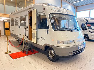 Husbil-integrerad Hymer Hymermobil B 644 3 av 23