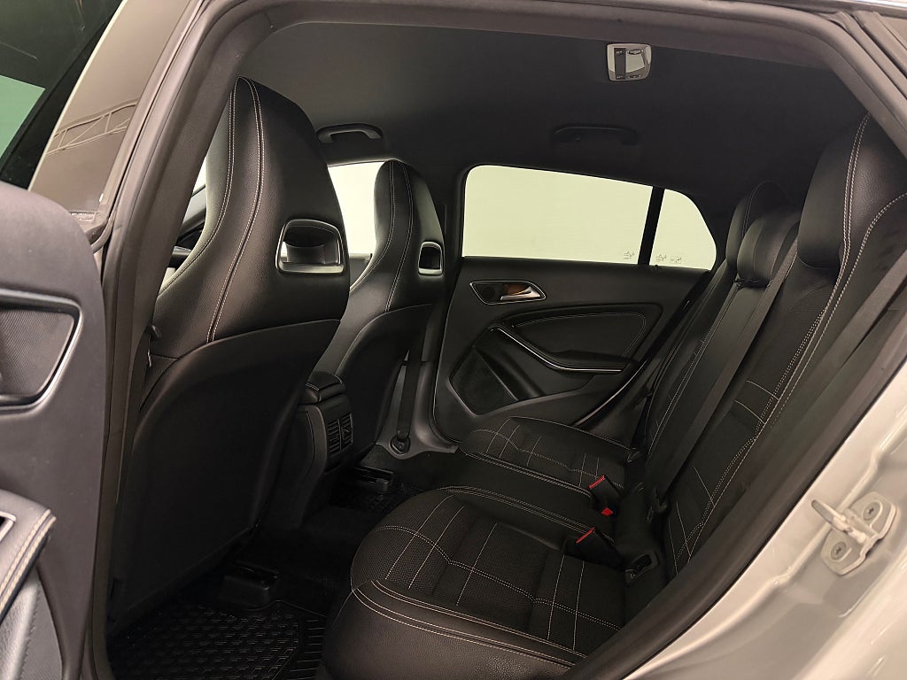 Mercedes-Benz CLA 2015 - miniatyr 10