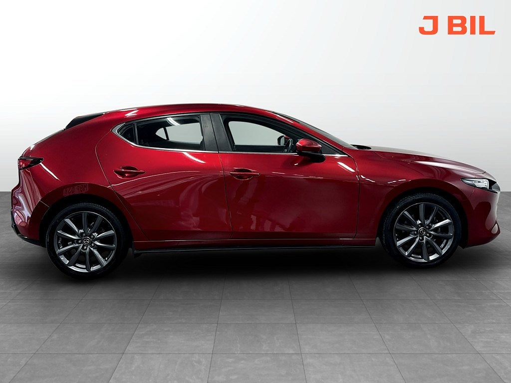 Bild på Mazda 3 Hatchback Sky 2.0 150hk - B-KAMERA,CARPLAY,NAVI