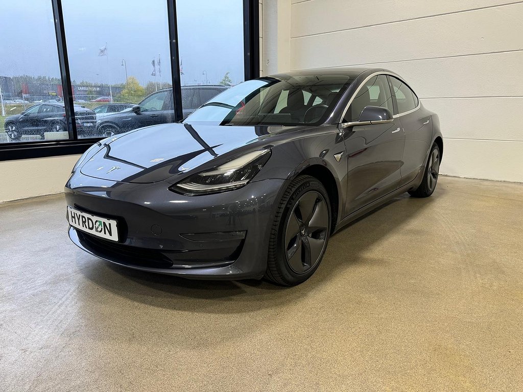 Tesla Model 3 Model 3 Standard Range plus *Momsbil*