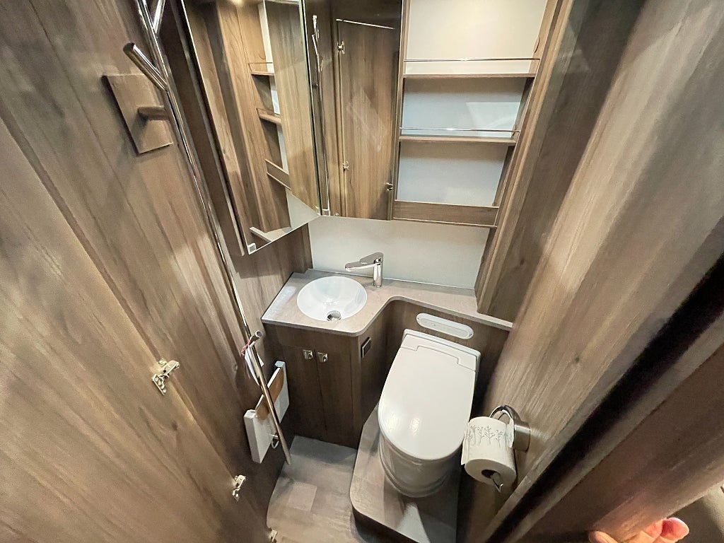 Kabe Imperial 790 LQB /Hydraul-ben /AC-Bodel/Cinderella/Solcell/Litiu - Kabe