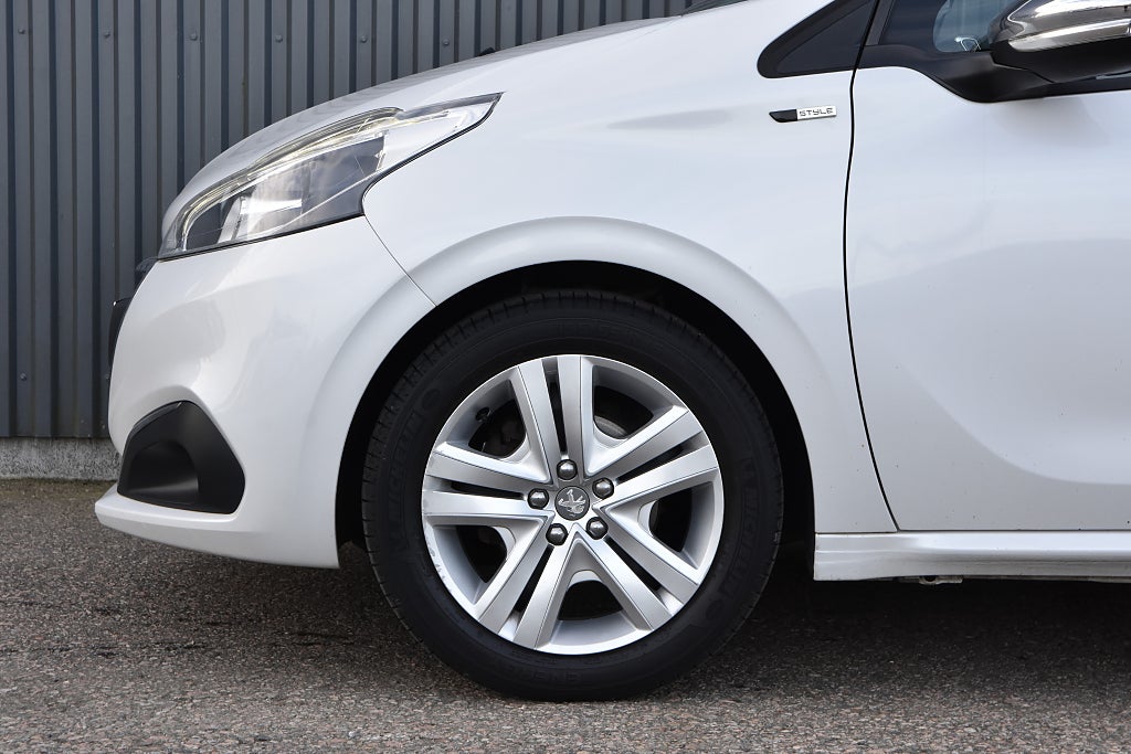 Peugeot 208 2016 - miniatyr 5