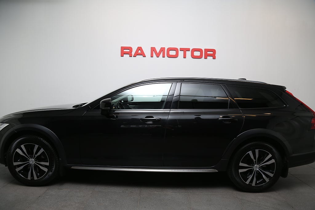 Volvo V90 Cross Country B4 197hk Advanced SE AWD Kamera Drag Polestar 2021