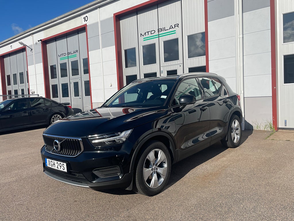 Volvo XC40 D3 Momentum D-Värm Drag Navi Carplay VoC 150hk