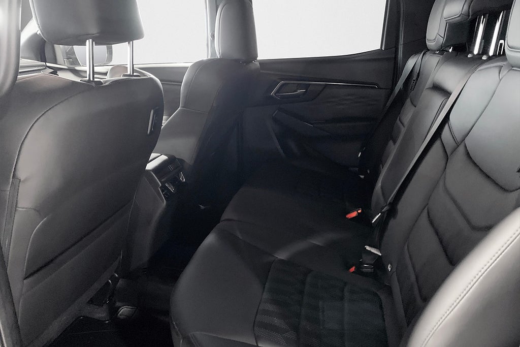 Isuzu D-Max DC CNG | 4WD | XRX | SmartCap kåpa | f.d demo