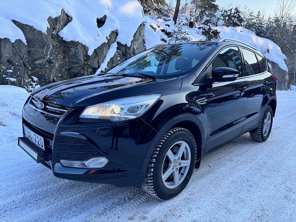 Ford Kuga 2.0 TDCi AWD Powershift Titanium, Drag Ränta från 1,95  Euro 5