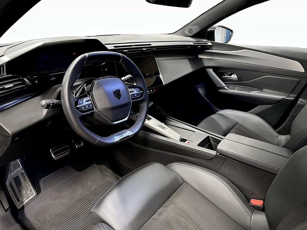 Bild på Peugeot 308 SW GT 1.2 PT 130hk Aut - 360-KAMERA,EL-STOL,NAV