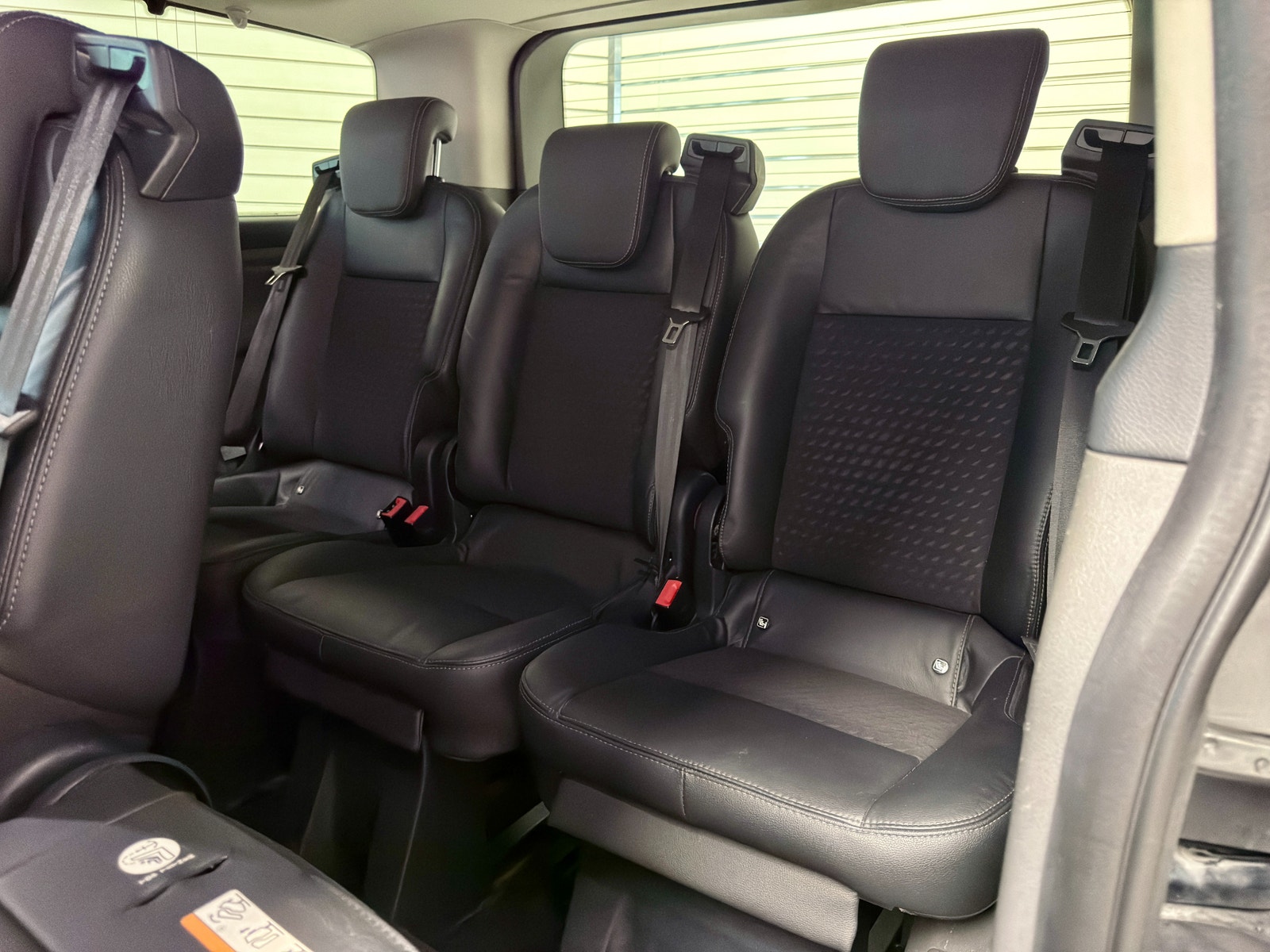 Ford Tourneo Custom Sport 2.0 TDCi 170hk | 8-sits | Drag | Värmare 2019 - miniatyr 20
