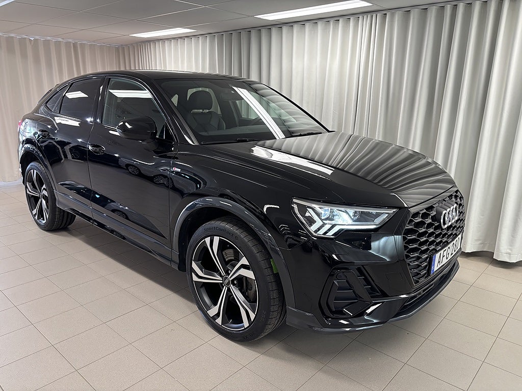 Audi Q3 Sportback 45 TFSI S-line E-Hybrid Se Spec