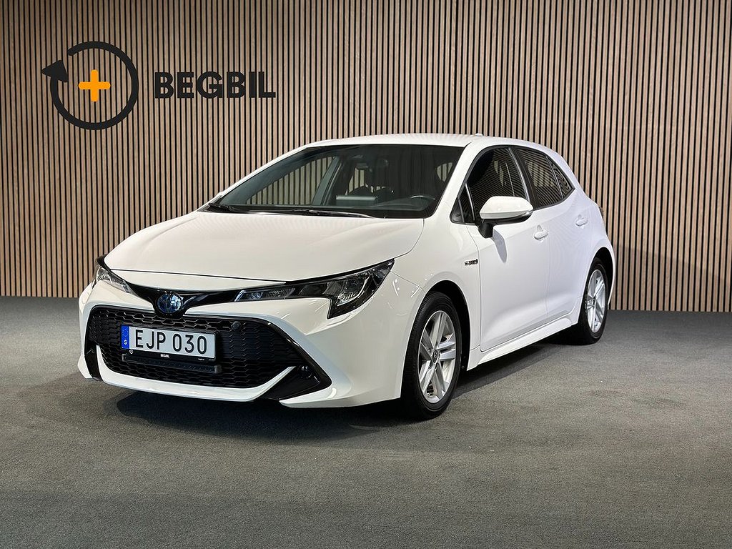 Toyota Corolla Hybrid | Lågmil I M-värmare I Leasbar I b-kamera I 5,95% I 0,36L