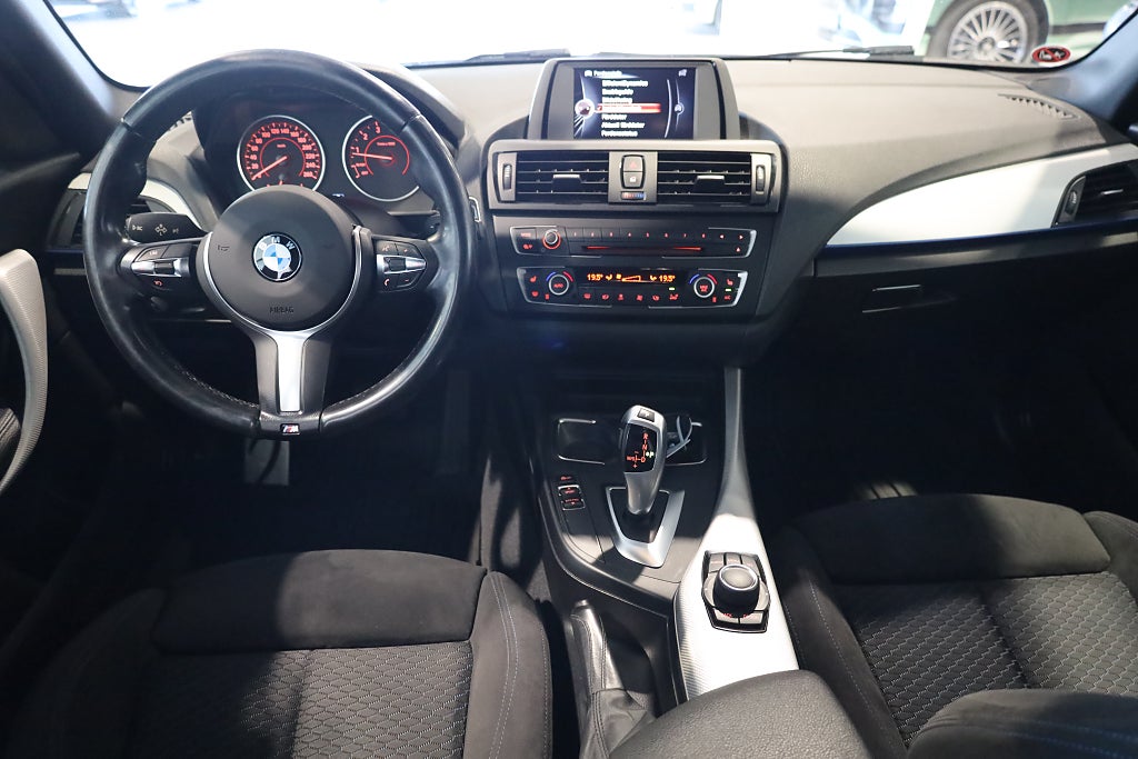 BMW 116i 5-dörrars Steptronic M Sport PDC Blåtand Connected 2015