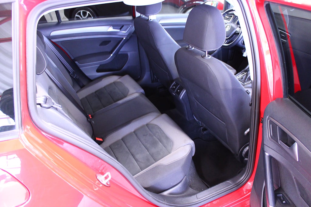 Volkswagen Golf 2019 - miniatyr 11