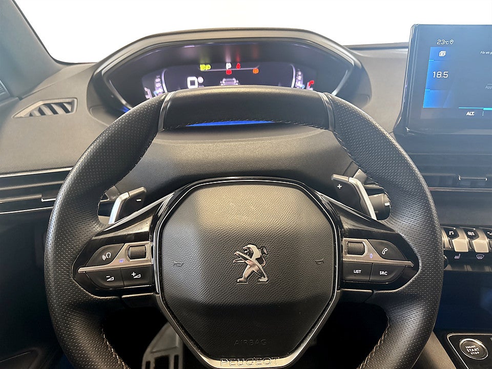 Bild på Peugeot 3008 GT 1.2 PT 130hk Aut B-KAMERA CARPLAY