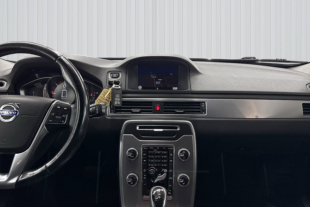 Volvo V70 2015