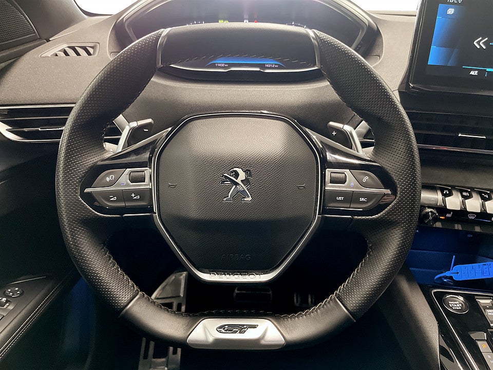 Bild på Peugeot 5008 GT 1.2 PT 130hk 7-SITS B-KAMERA CARPLAY