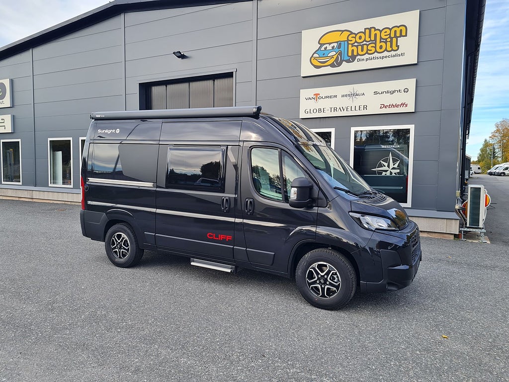 Sunlight Cliff 540 Adventure 140 hk, automat, solcell