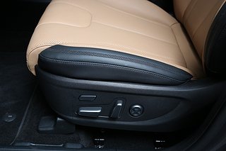 SUV Hyundai Santa Fe 19 av 27