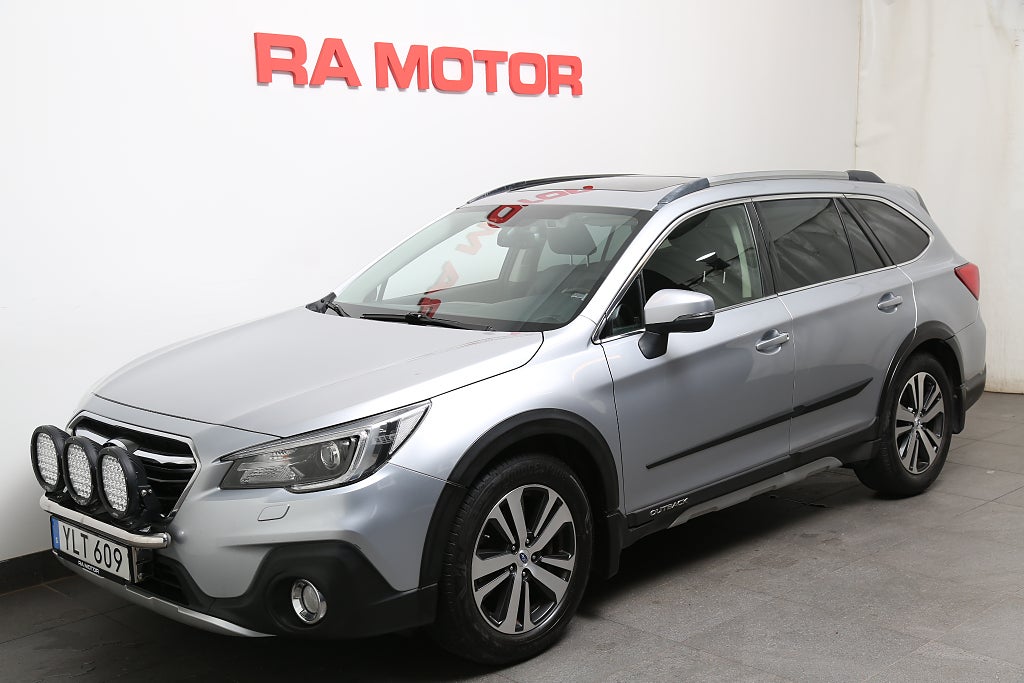 Subaru Outback 2,5i 175hk Summit AWD Taklucka H/K Skinn Motorv Drag 2018