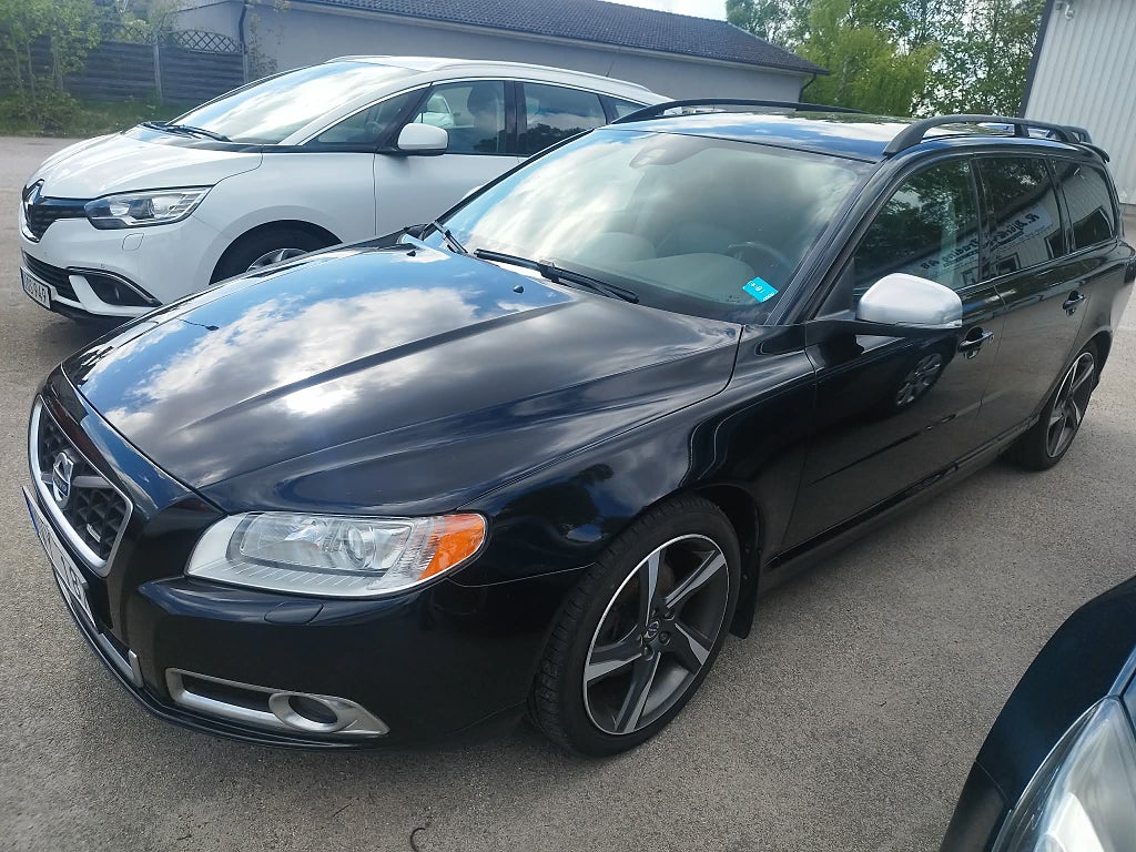 Volvo V70 D4 R-Design Euro 5