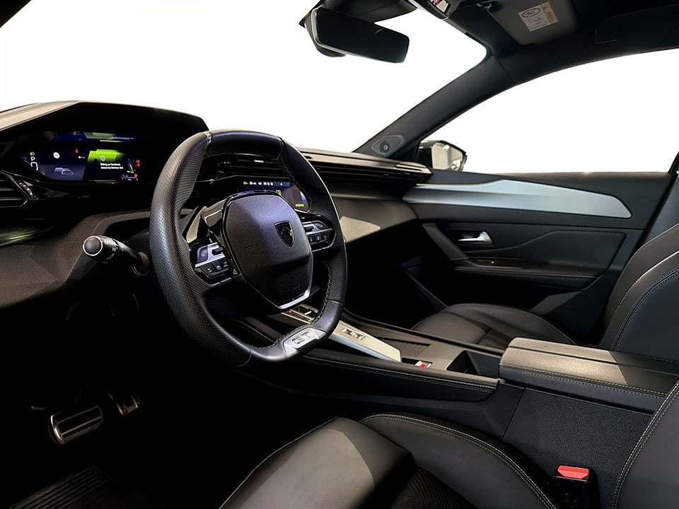 Bild på Peugeot 408 GT 1.2 PT 130hk Aut B-KAMERA MASSAGE