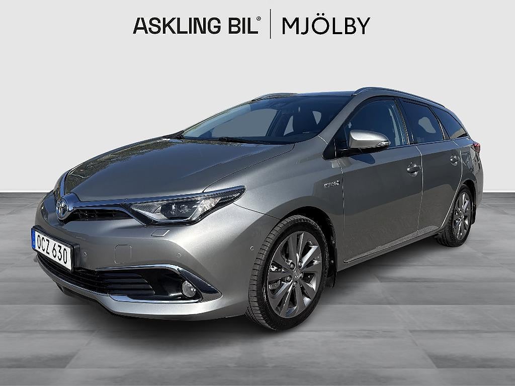 Toyota Auris Touring Sports 1.8 Executive