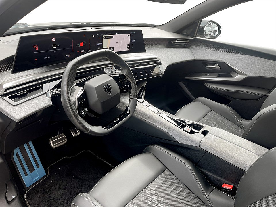 Bild på Peugeot 5008 GT Hybrid 145hk Aut 7-SITS B-KAMERA CARPLAY