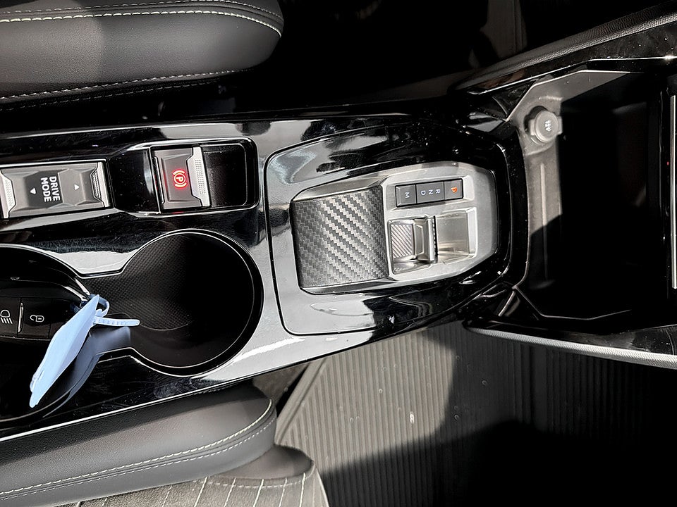 Bild på Peugeot 2008 GT 1.2 PT 130hk Aut B-KAMERA CARPLAY