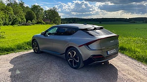 Kia EV har ett batteri på 77,4 kWh, och har en räckvidd på upp till 50,6 mil enligt WLTP. Foto: Anders Nilsson