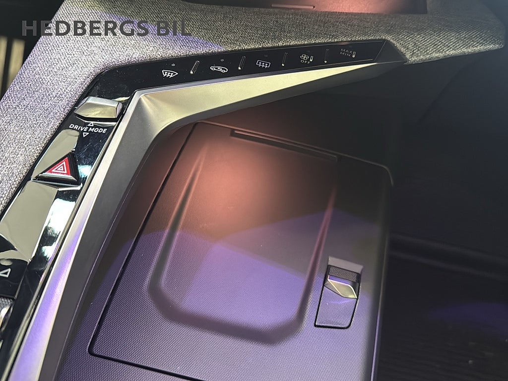 Peugeot 3008 HYBRID 145hk GT AUT thumbnail
