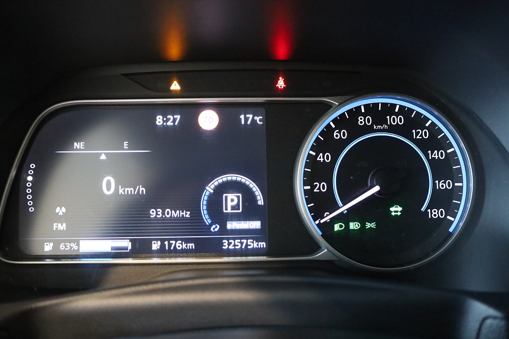 Nissan Leaf 40 kWh N-Connecta Navi 360° Värmare Leasbar CarPlay 2021