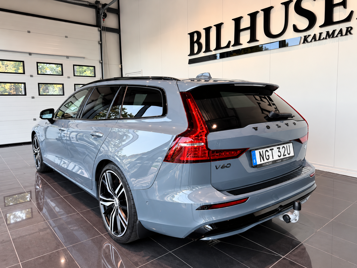 Volvo V60 Recharge T6 AWD 2023, bild 3/10