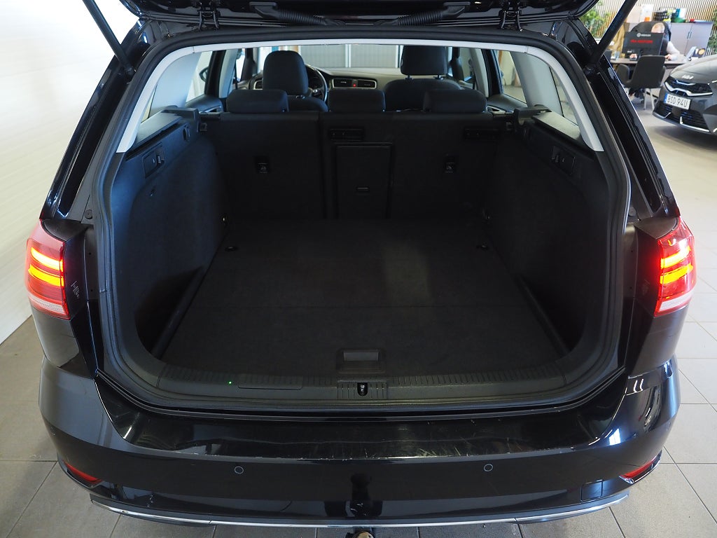 Volkswagen Golf Sportscombi 1.5 TSI 150hk DSG GT |Drag|Backkamera| 2020