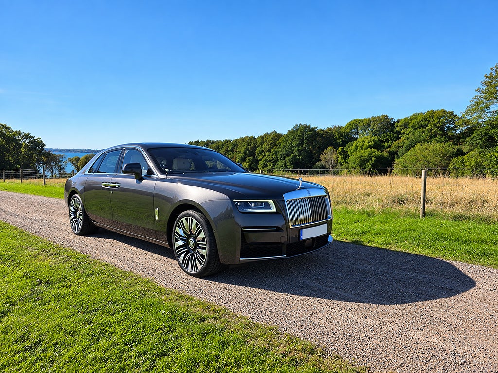 Rolls-Royce Ghost 6.75 V12 AWD 571hk