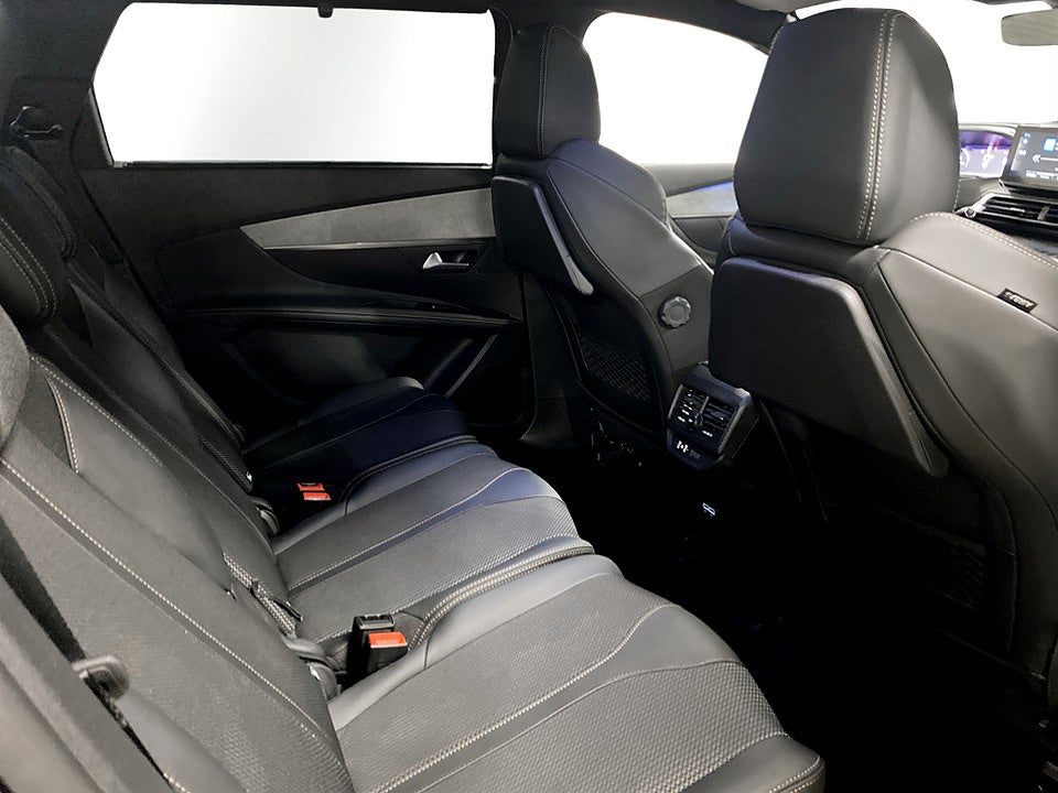 Bild på Peugeot 5008 GT 1,2 PT 130hk Aut 7-SITS B-KAMERA CARPLAY