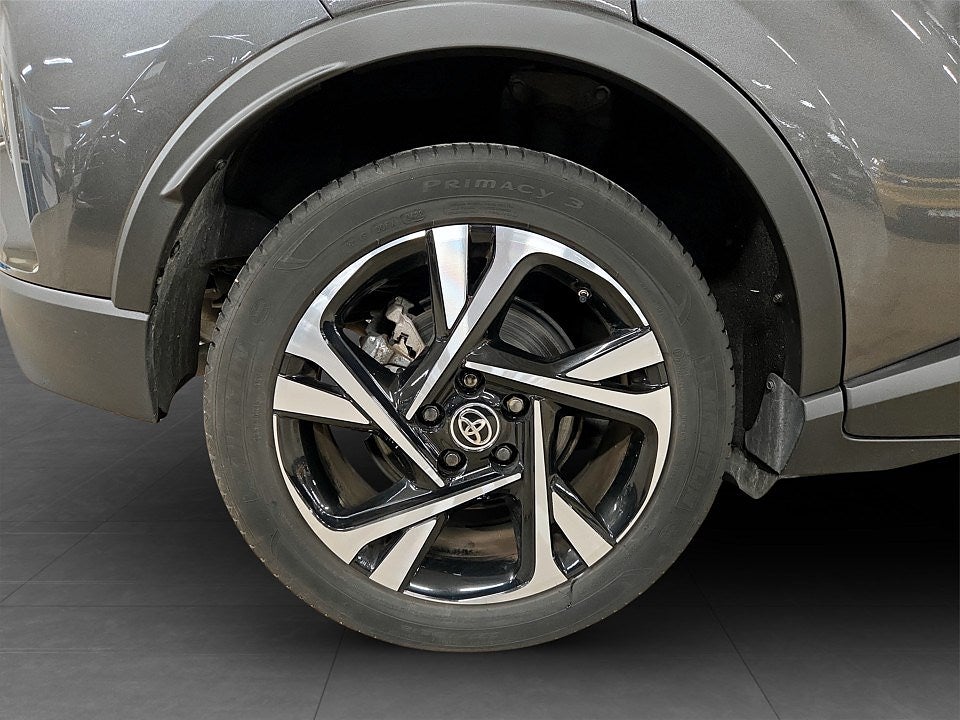 Bild på Toyota C-HR X Edition CVT 122hk Aut - B-KAMERA, RATTVÄRME