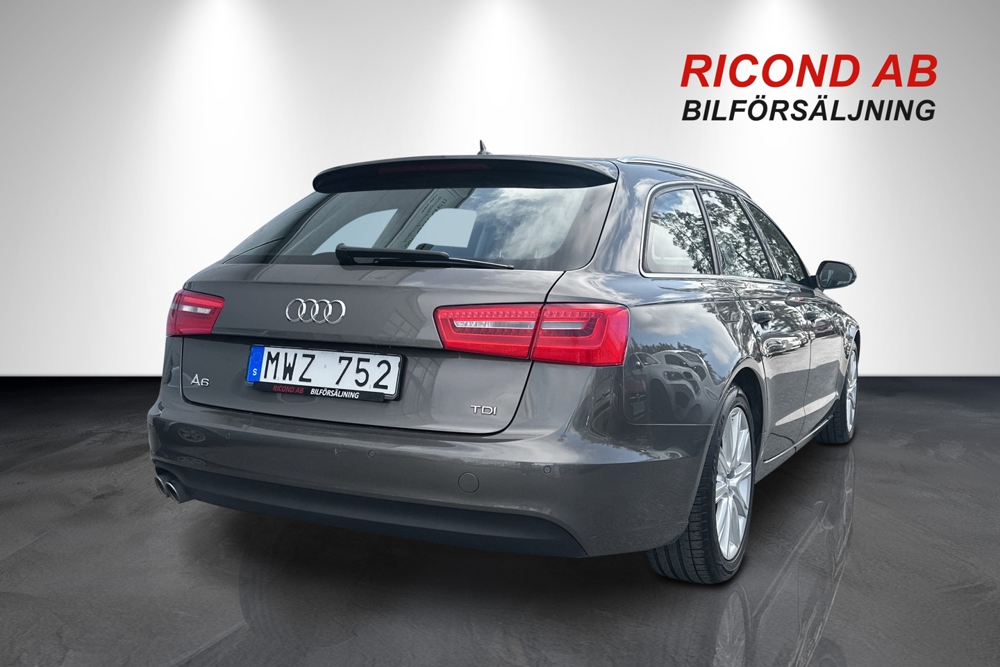 Audi A6 2013, bild 5/47