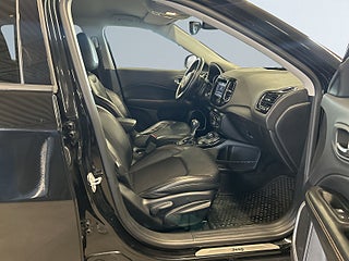 Jeep Compass 2.0 VVT 4WD Kamera/M-Värm/LED-ramp/Kamrem bytt/S&V-Däck