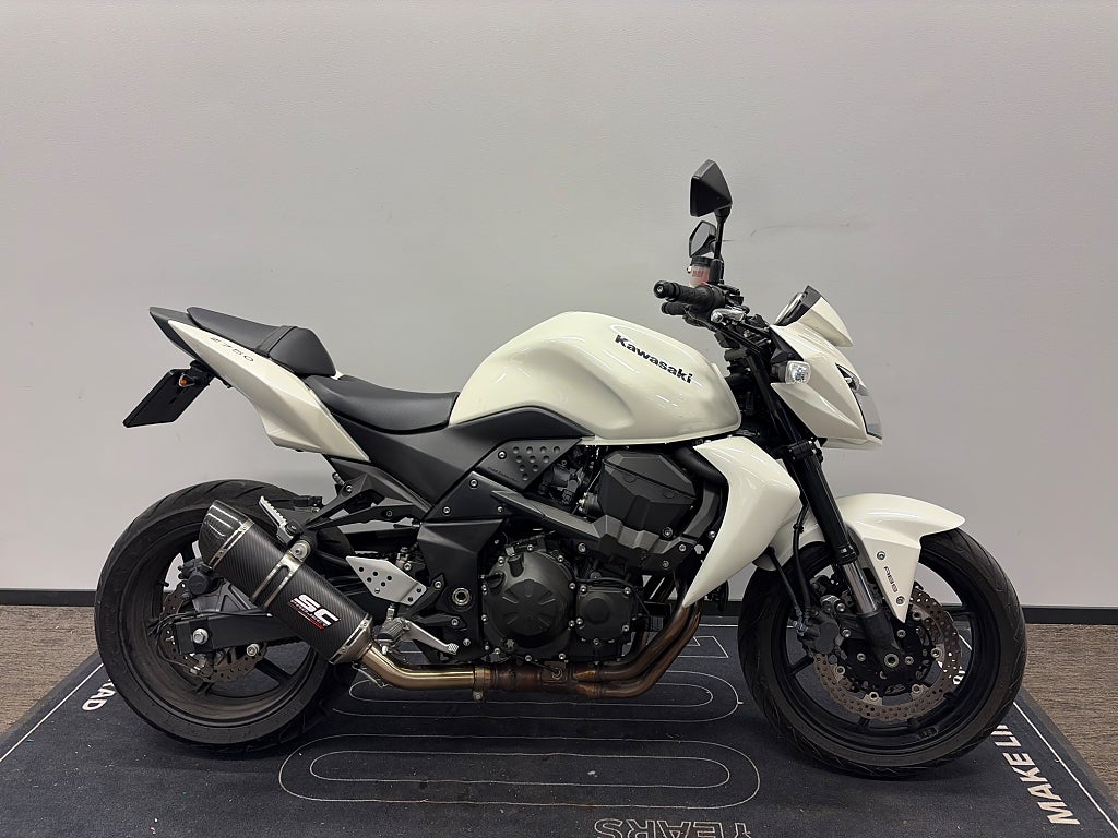 Kawasaki Z750 ABS