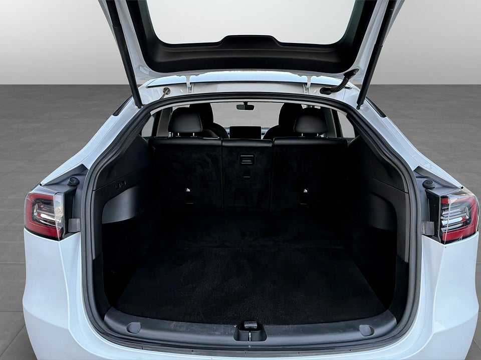 Bild på Tesla Model Y Long Range 514hk Aut AWD DRAG PANO