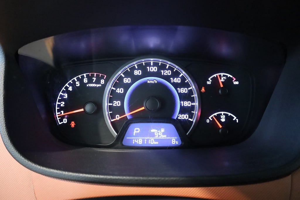 Hyundai i10 1.2 Premium AUT PDC AC Blåtand Rattvärme