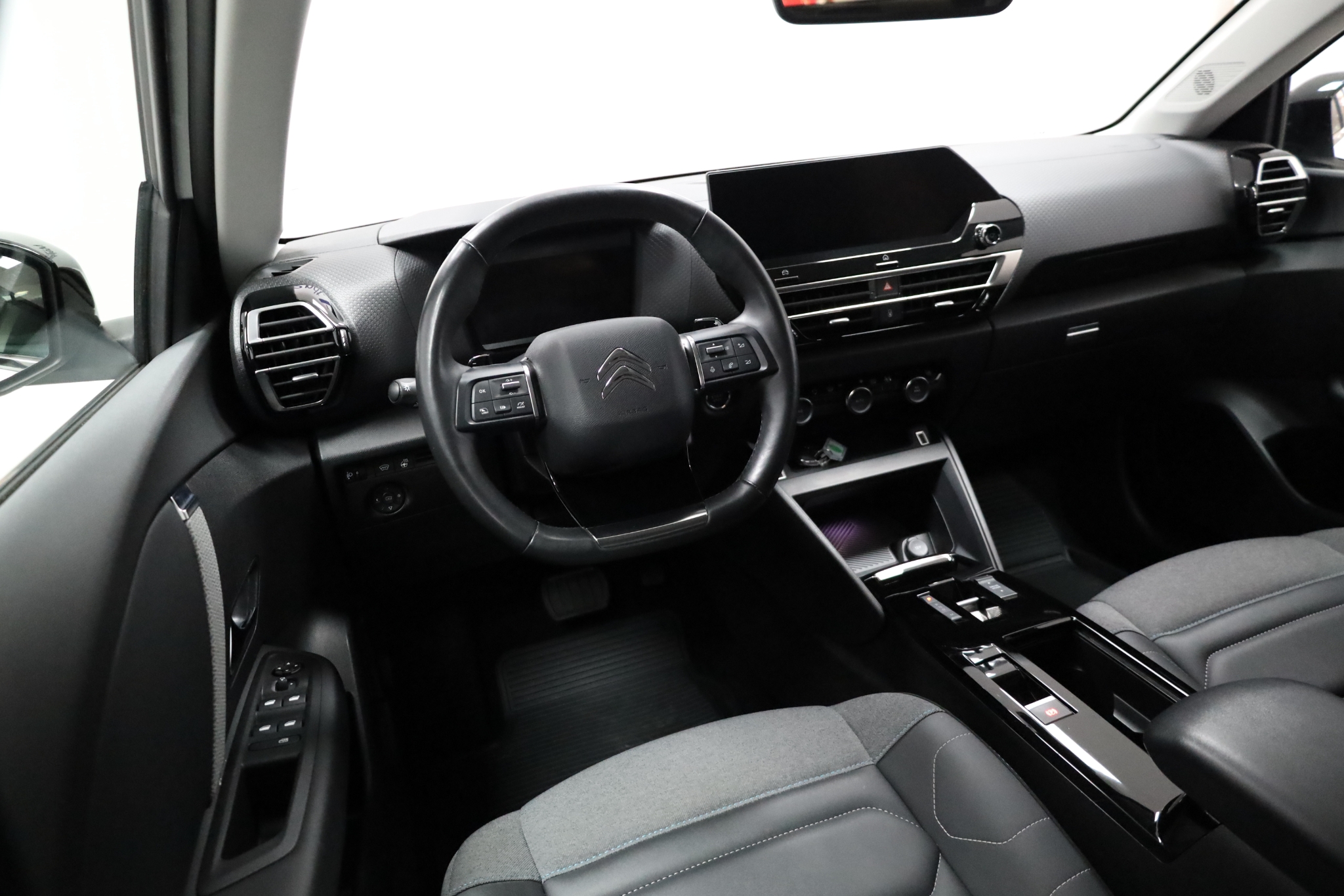Citroen C4 2023, bild 3/55