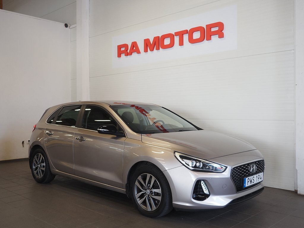 Hyundai i30 1.4 T-GDi 140hk Premium Navi M-Värm Kamera 2018