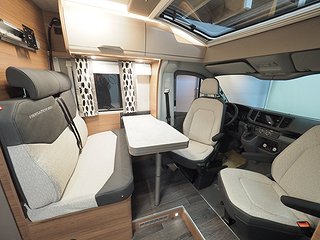 Husbil-halvintegrerad Knaus Van Ti 640 MEG Vansation 4 av 16