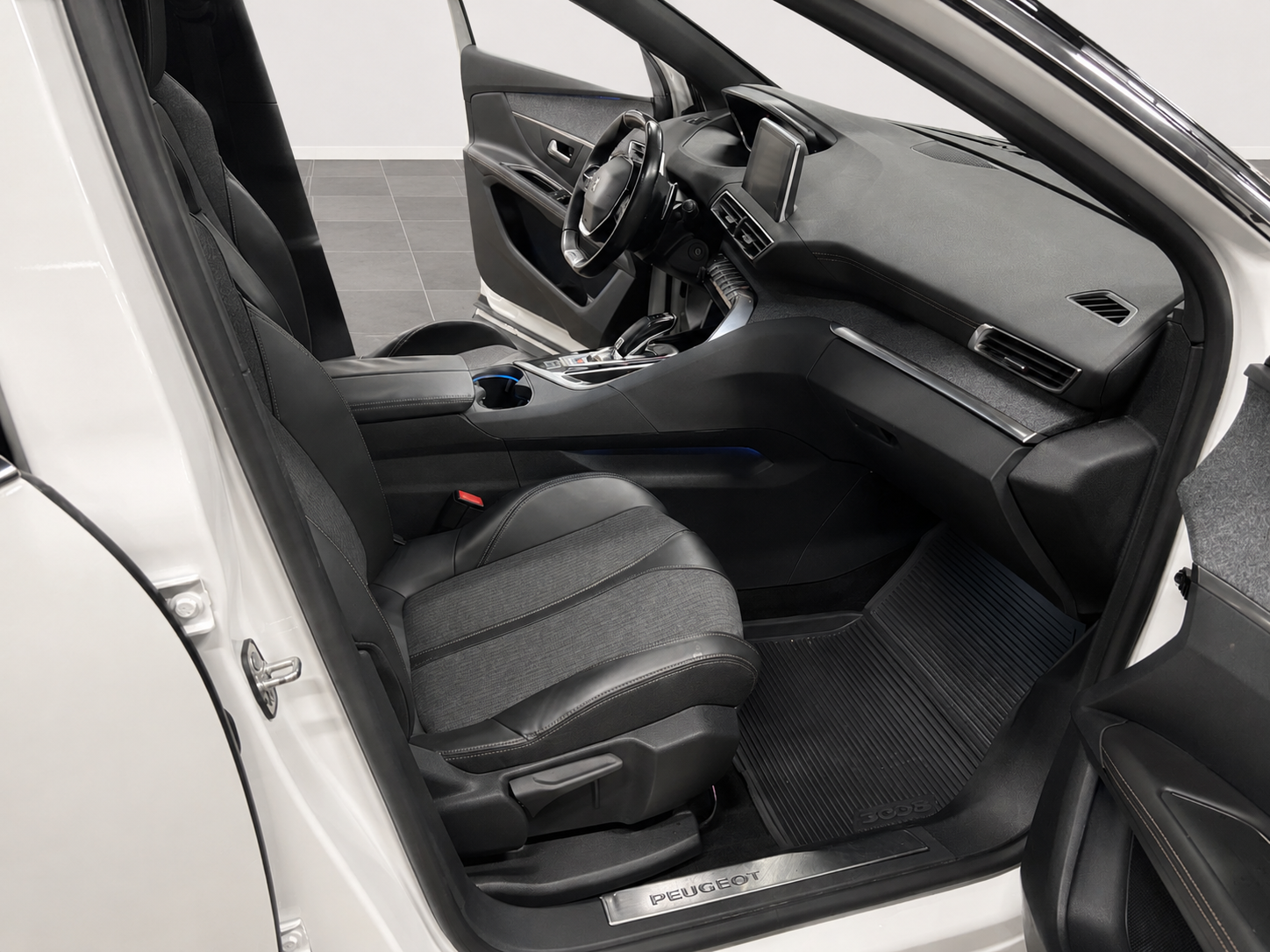 Peugeot 3008 2018, bild 7/44